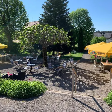 Hochfirst Szálloda Lenzkirch