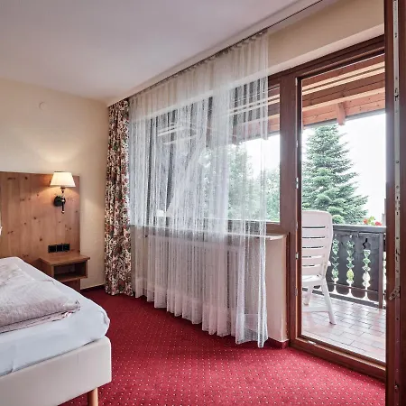 Hotel Hochfirst 3*