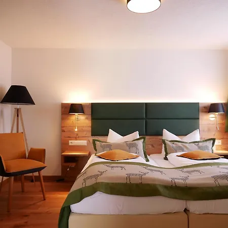 Hochfirst لينزكريش